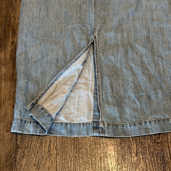 EUC, Gap Button-Front Skirt, Size 8R, Light Wash, Pics Included for Inspiration - Picture 8 of 12